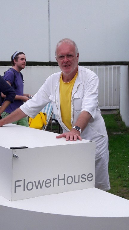Joachim Klöckner Joachim Klöckner am Tiny House